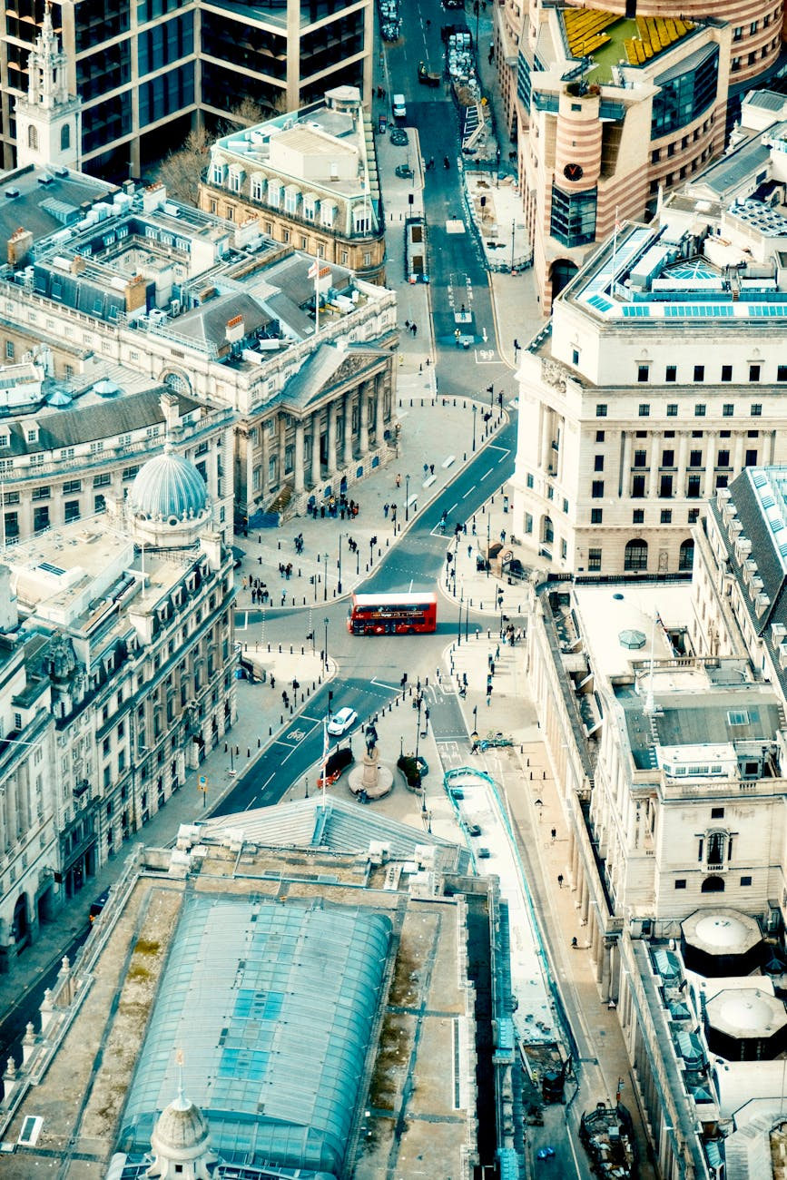 London Travel Guide: Airport Transfers for Events, Shopping & Short Stays