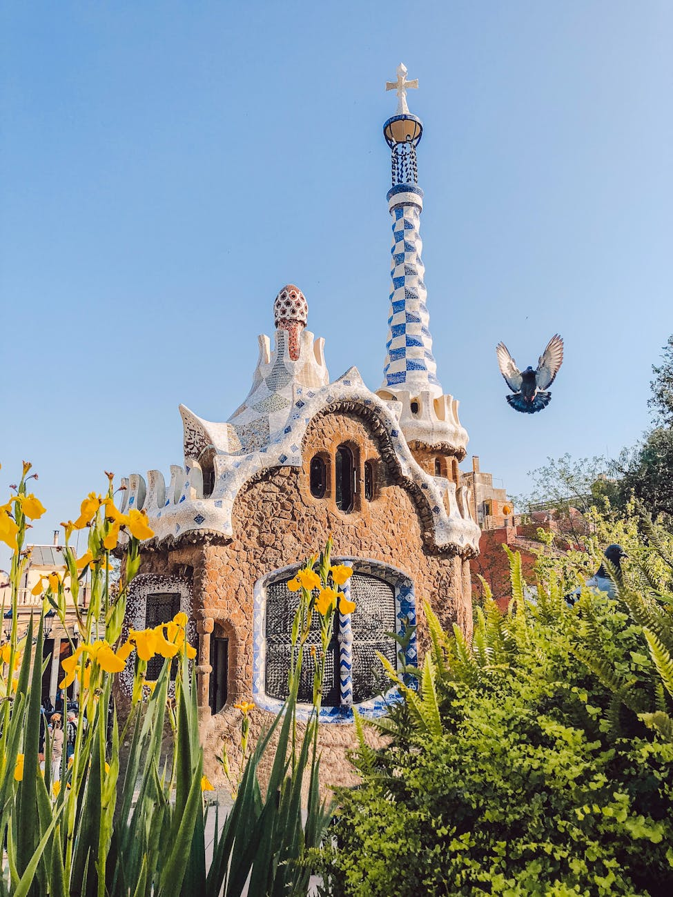 Barcelona Spring Travel Guide for First-Time Visitors